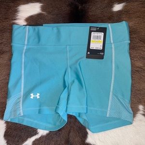Women’s Under Armour medium shorts